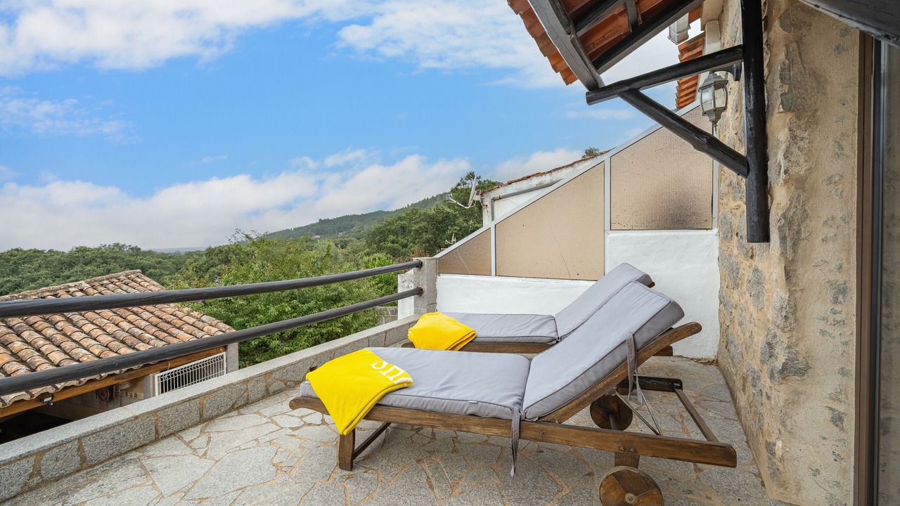 Photo of Patio Balcony in Marmelete