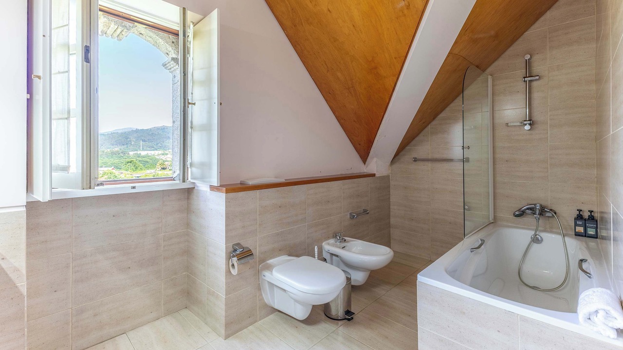 Photo of Bathroom in Arcos de Valdevez