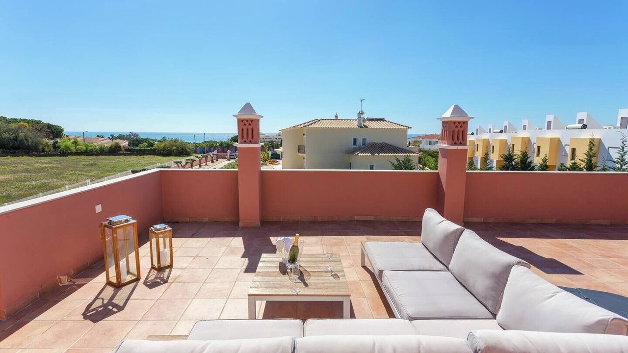 Photo of Patio Balcony in Alporchinhos
