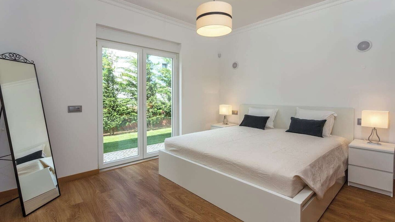 Photo of Bedroom in Alporchinhos