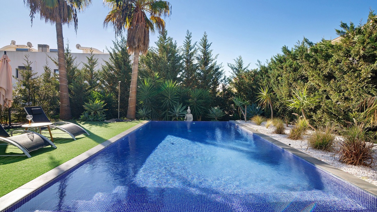 Photo of Outdoor in Pera
