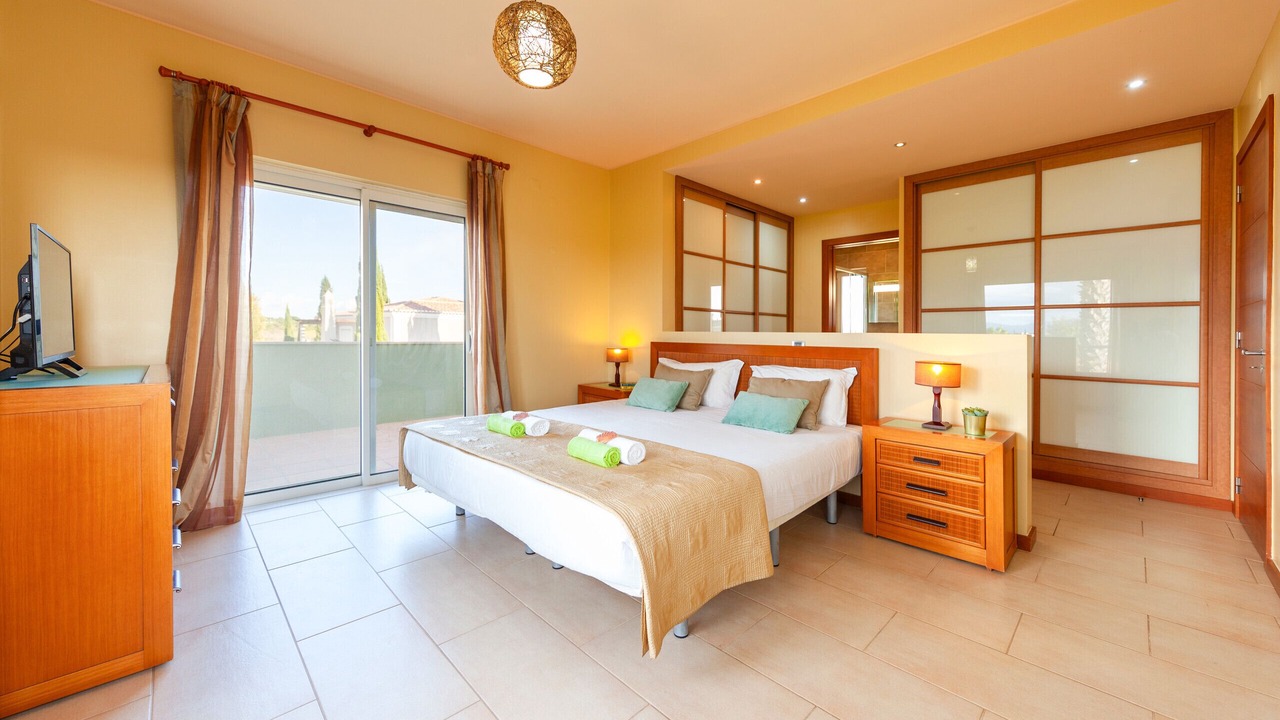 Photo of Bedroom in Estombar