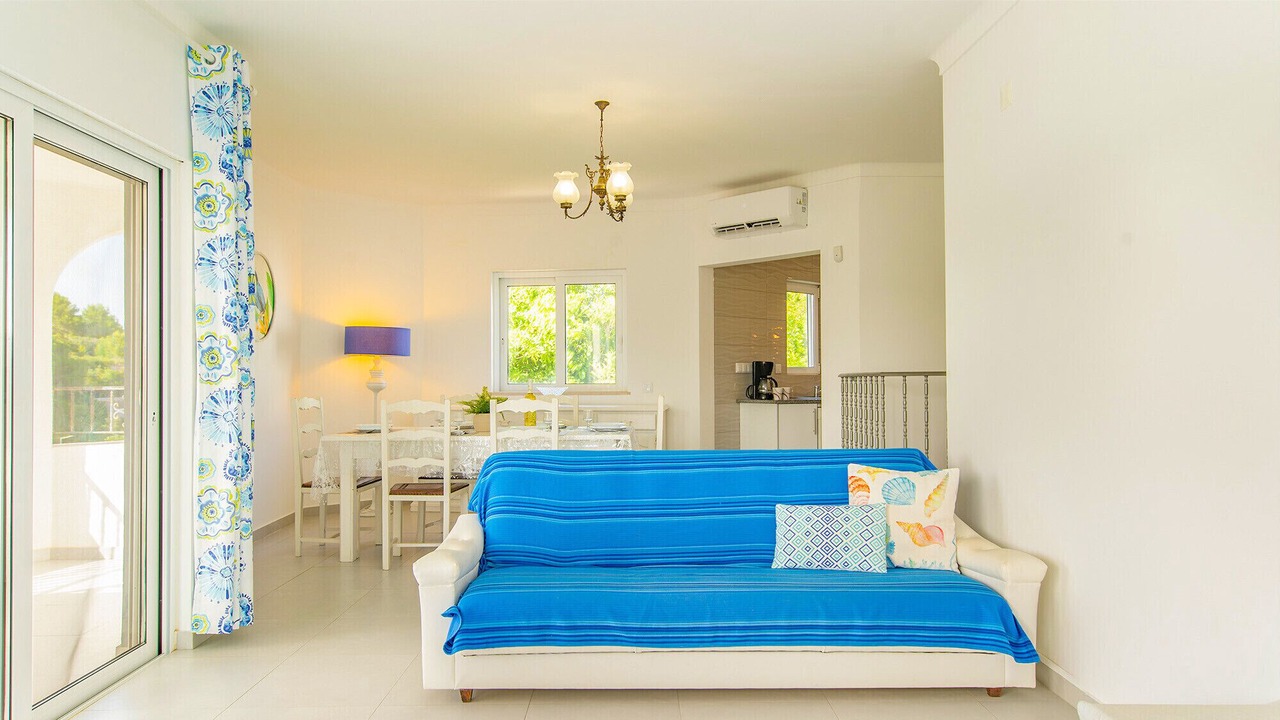 Photo of Livingroom in Vale de Centianes