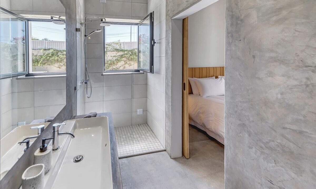 Photo of Bathroom in Ferragudo