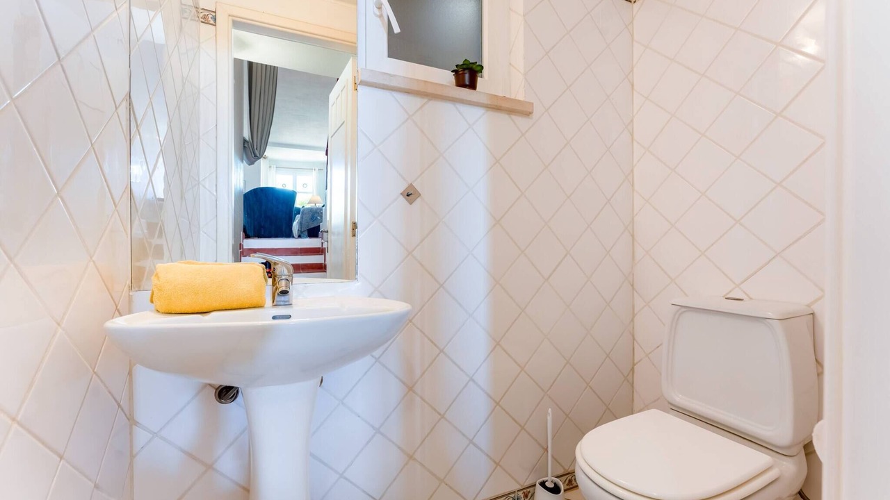 Photo of Bathroom in Gale