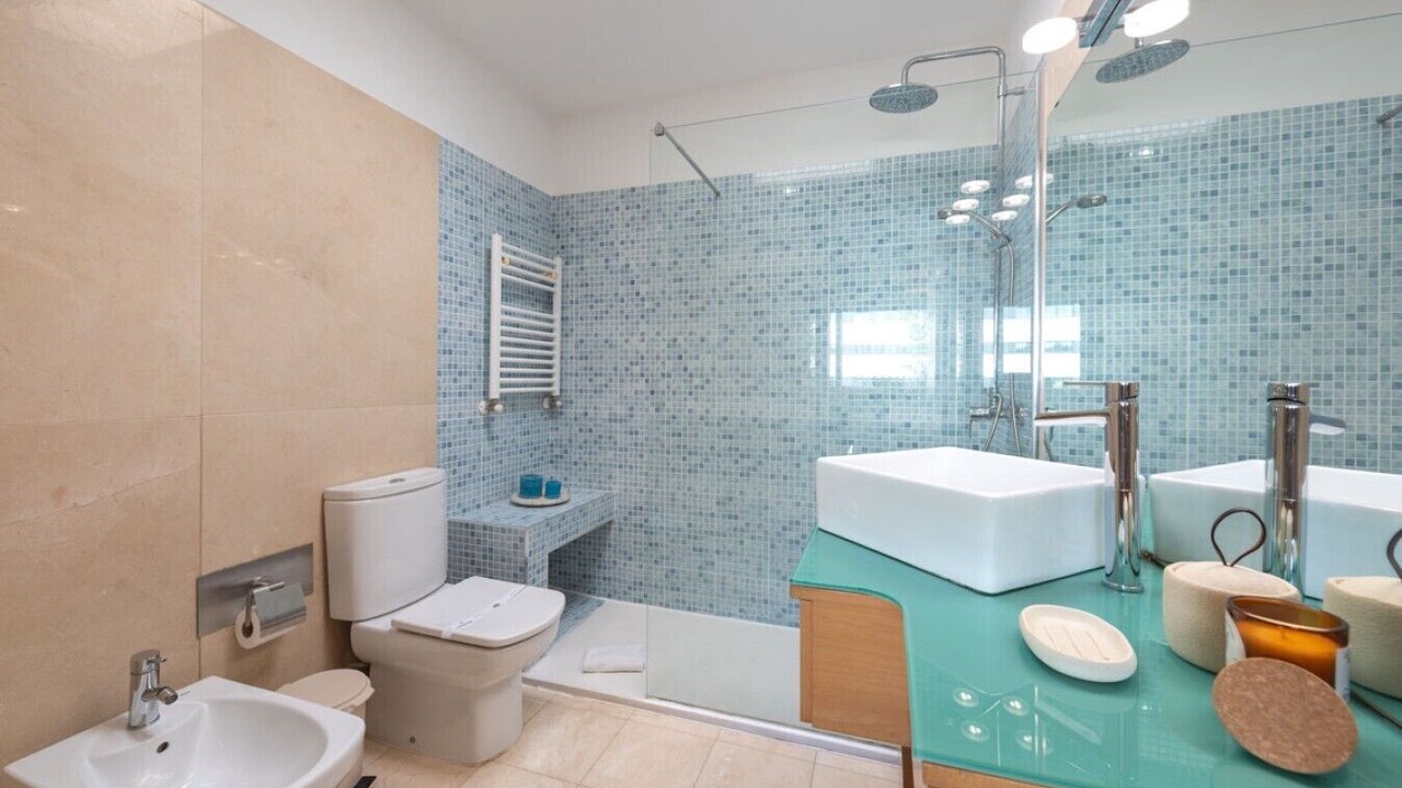 Photo of Bathroom in Nogueira