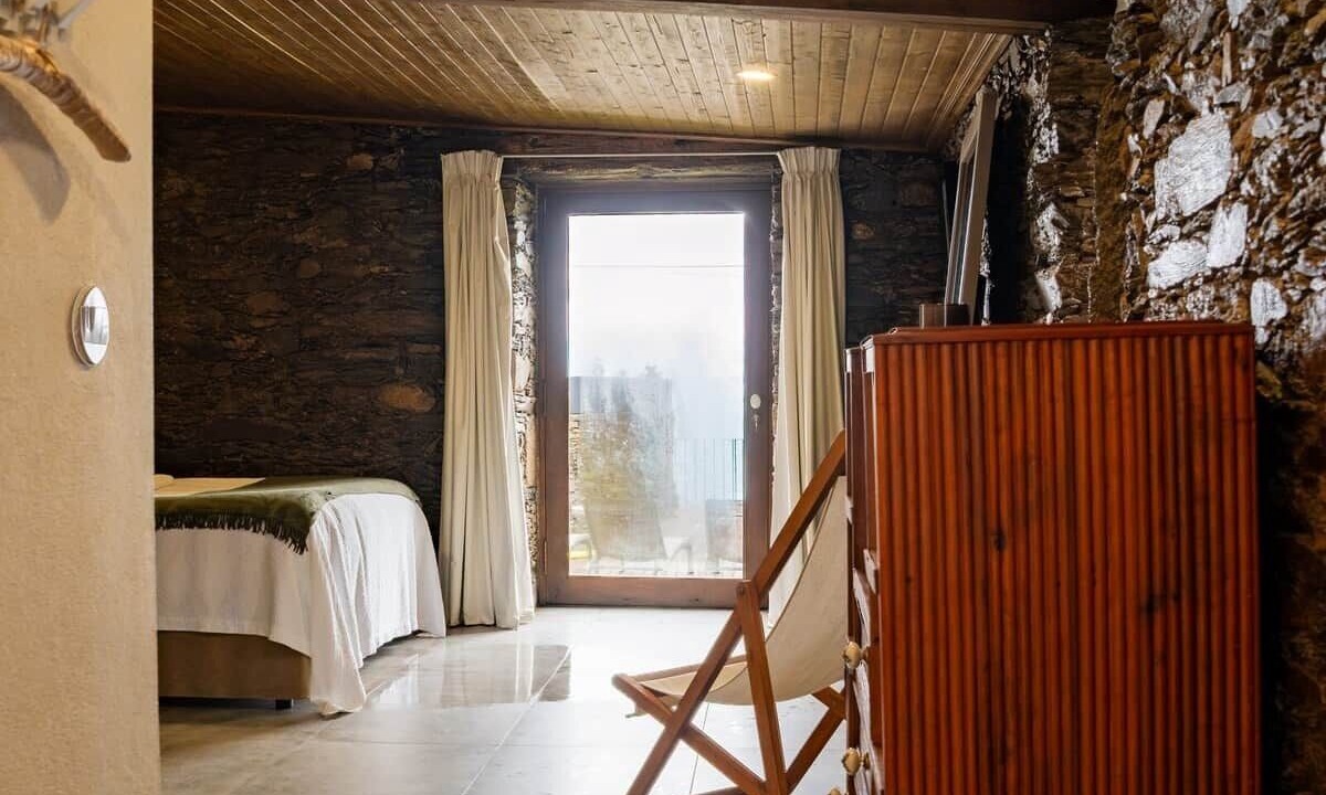 Photo of Bedroom in Provesende