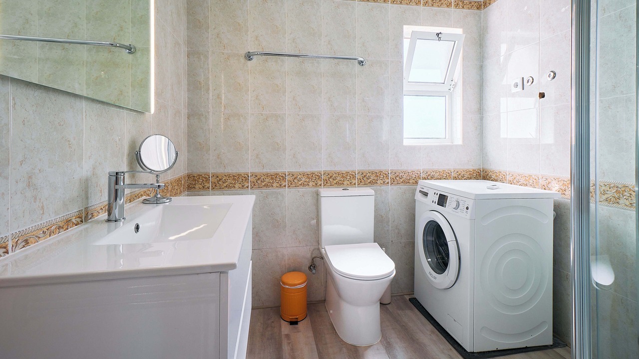 Photo of Bathroom in Vale de Centianes