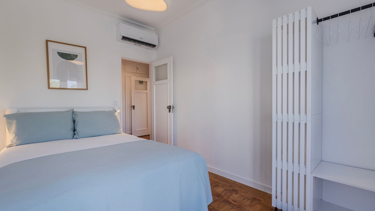 Photo of Bedroom in Cascais