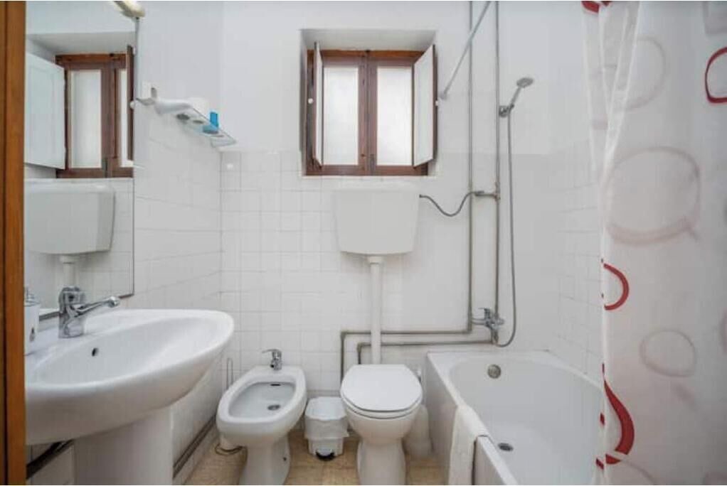 Photo of Bathroom in Ameijeira