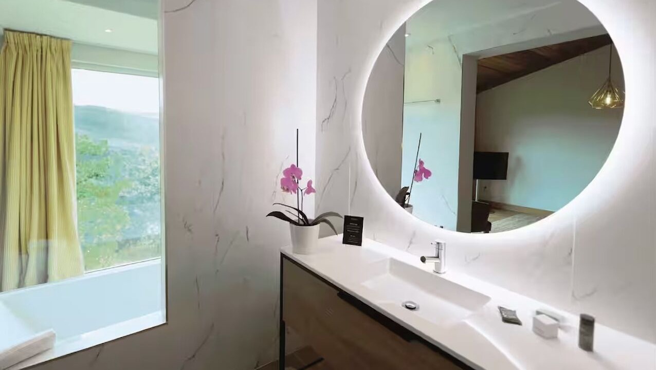 Photo of Bathroom in Molares