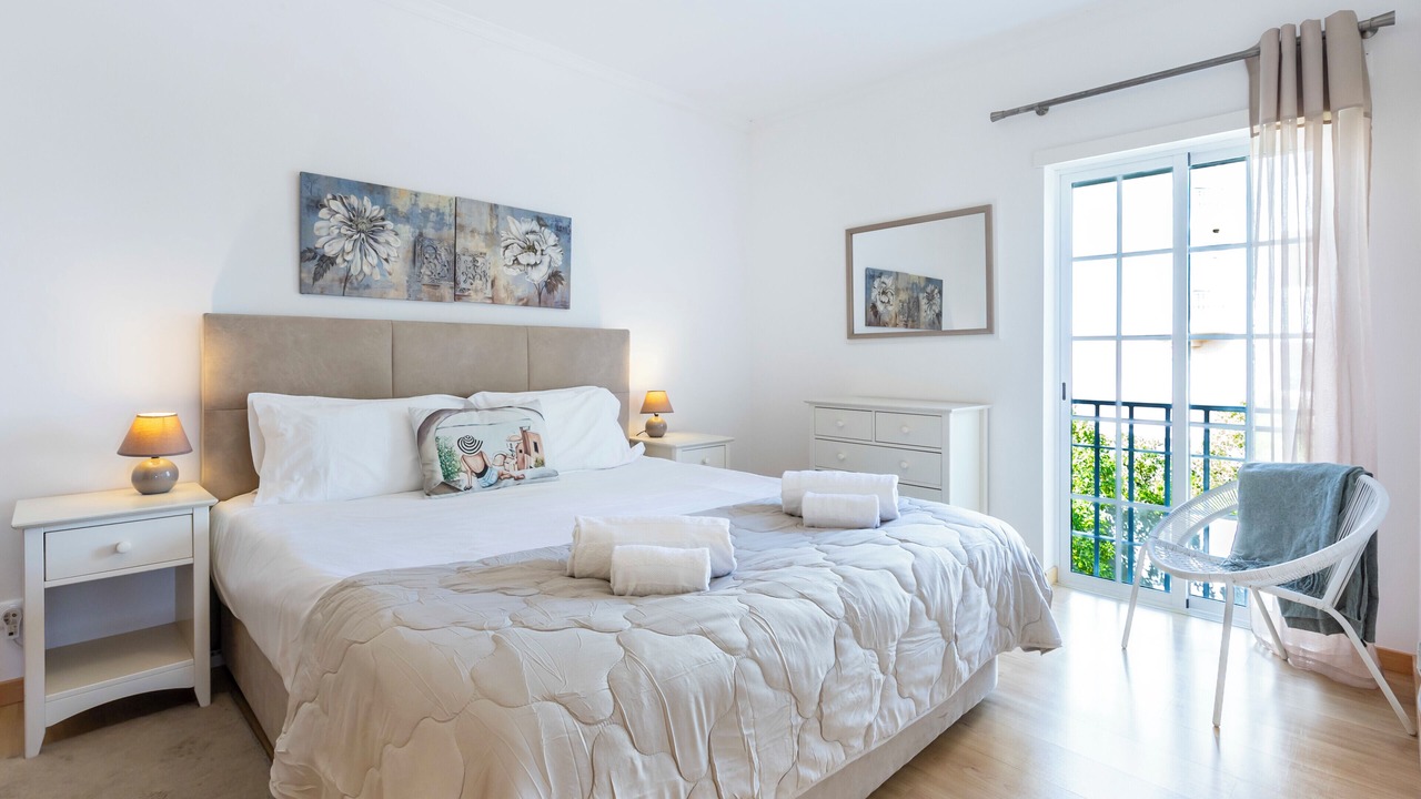 Photo of Bedroom in Albardeira