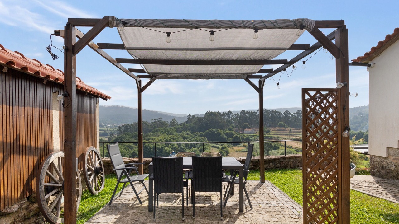 Photo of Outdoor in Covas