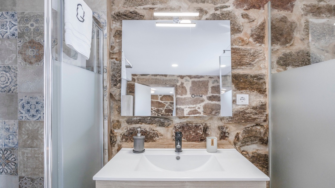 Photo of Bathroom in Covas