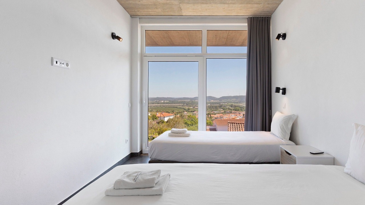 Photo of Bedroom in Amoreira