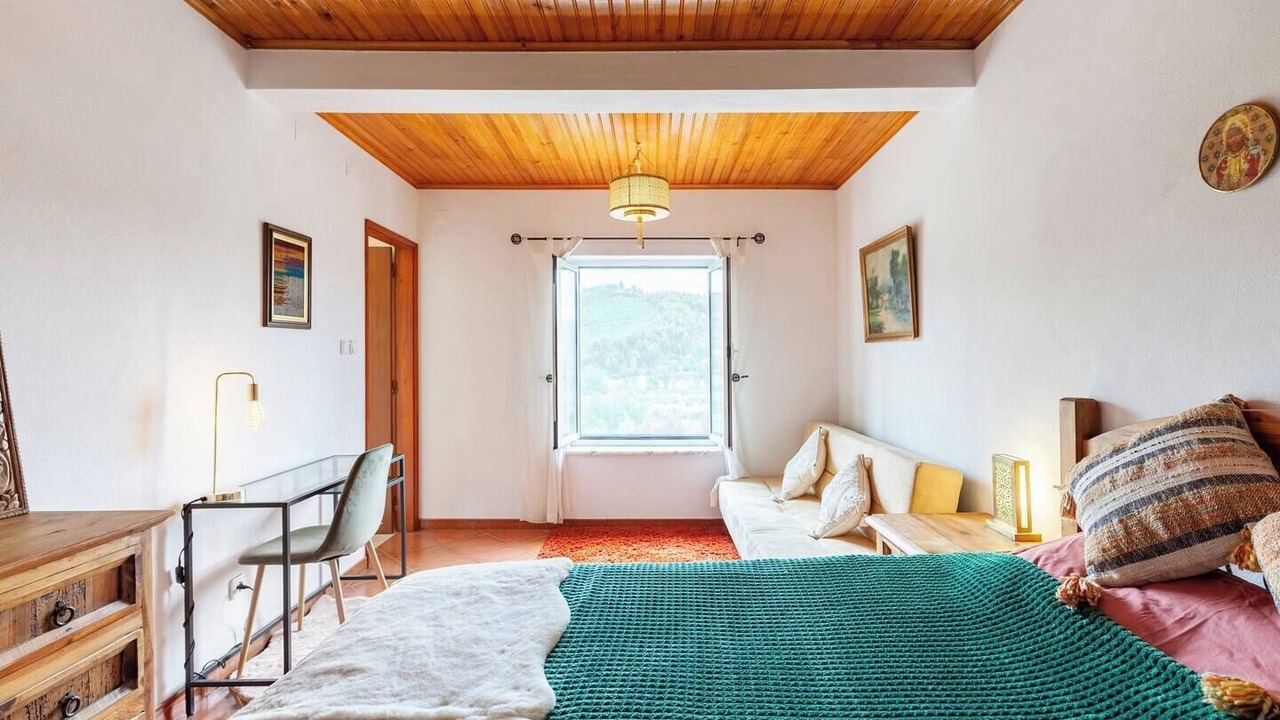 Photo of Bedroom in Moitas
