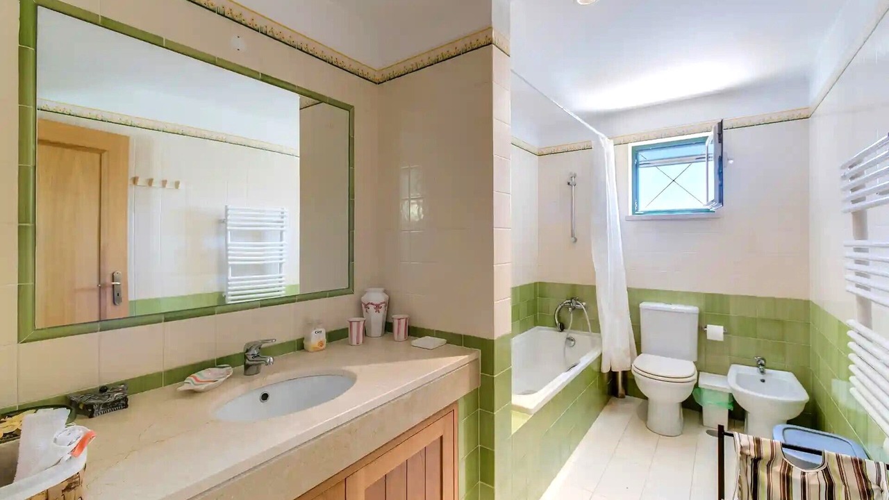 Photo of Bathroom in Santa Maria do Castelo