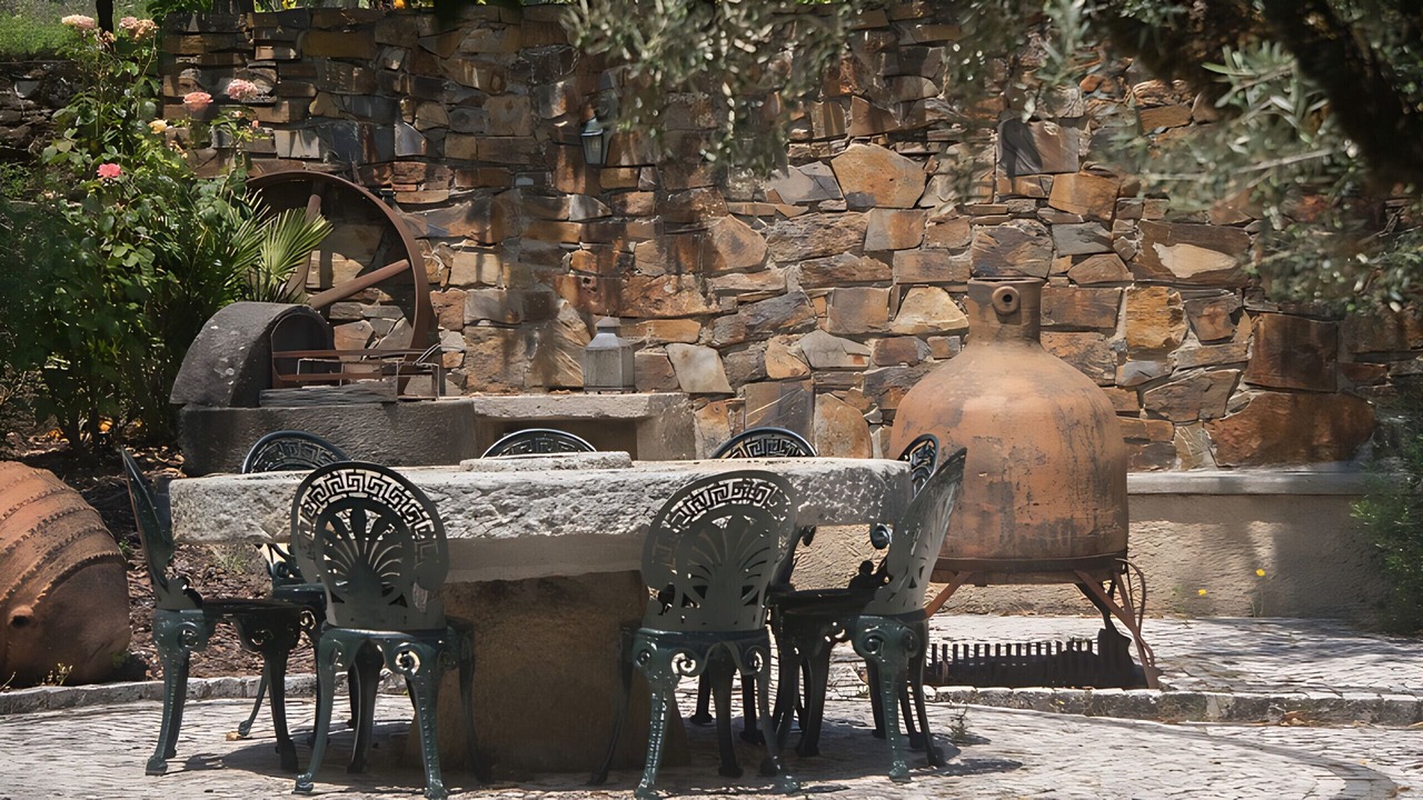 Photo of Outdoor in Serta