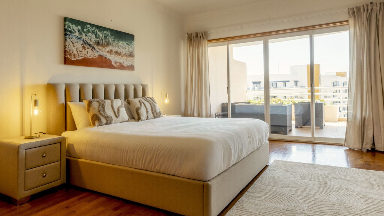 Photo of Bedroom in Cascais