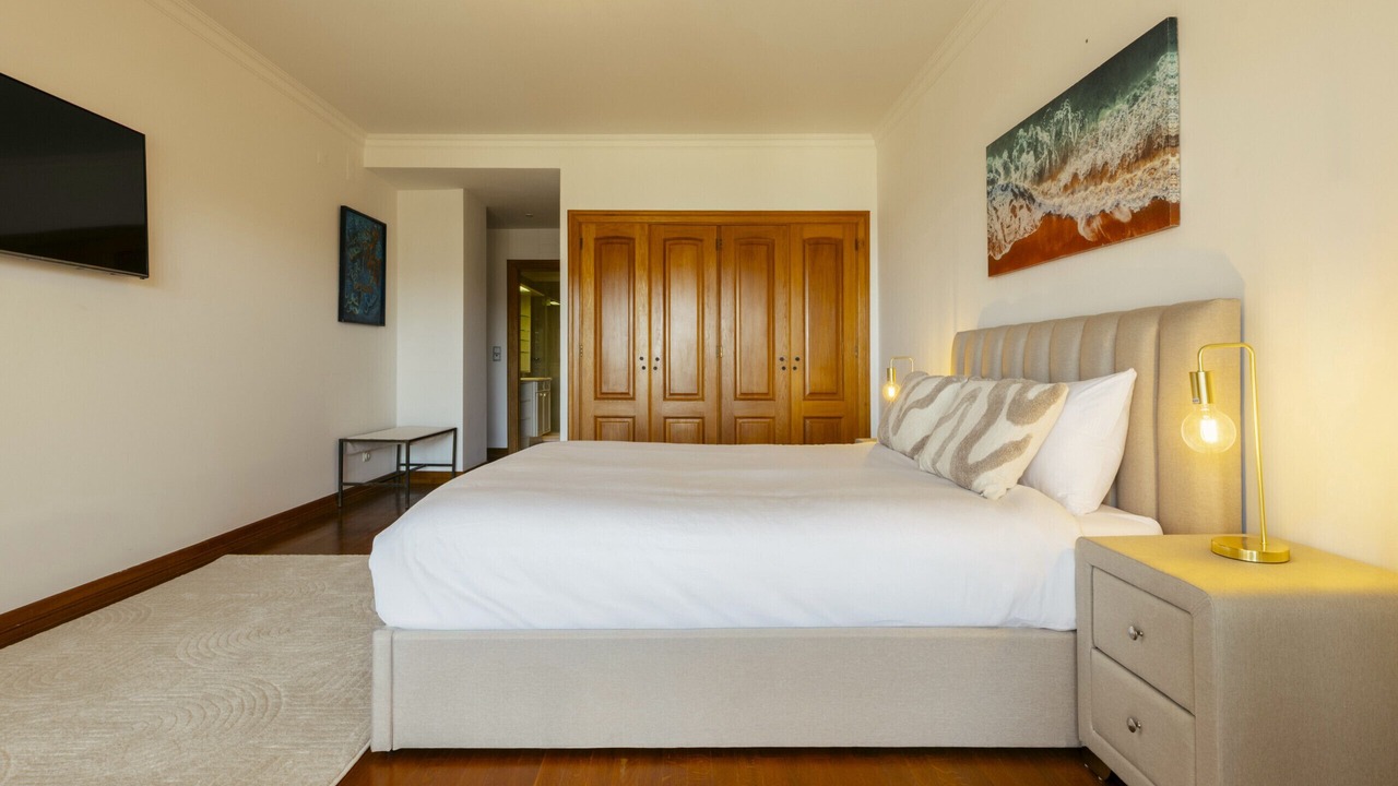 Photo of Bedroom in Cascais