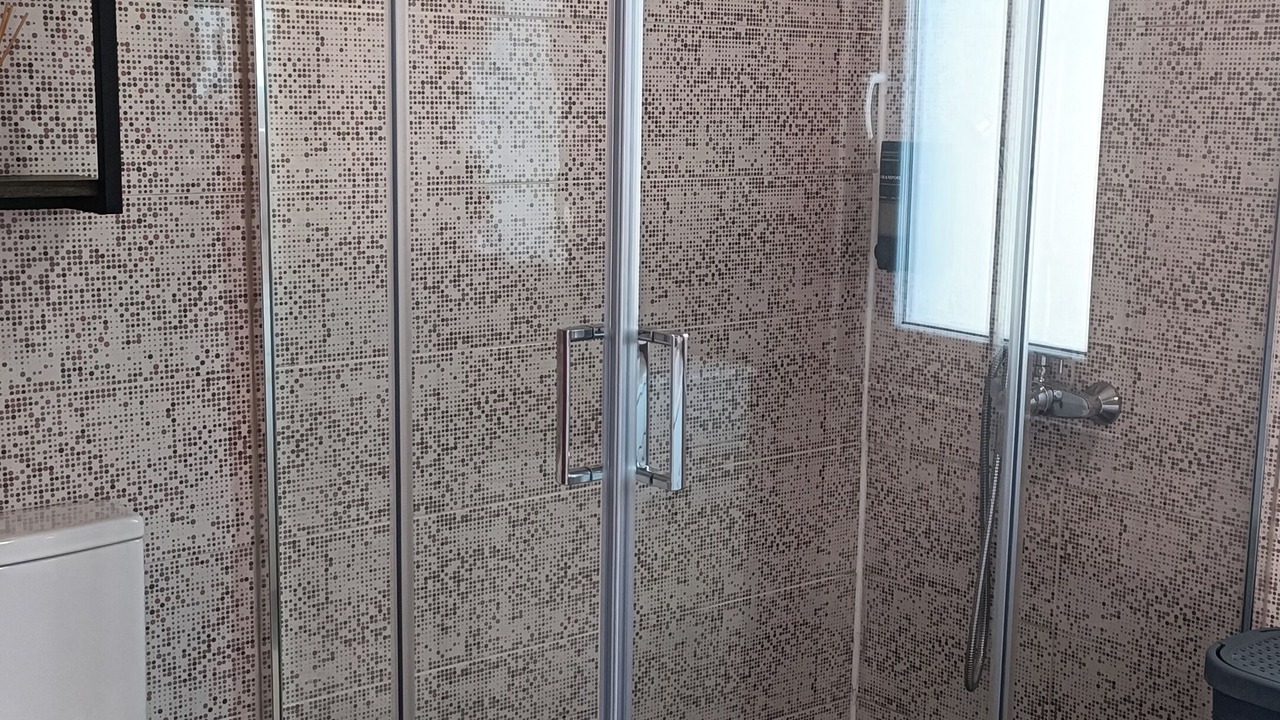 Photo of Bathroom in Romarigaes