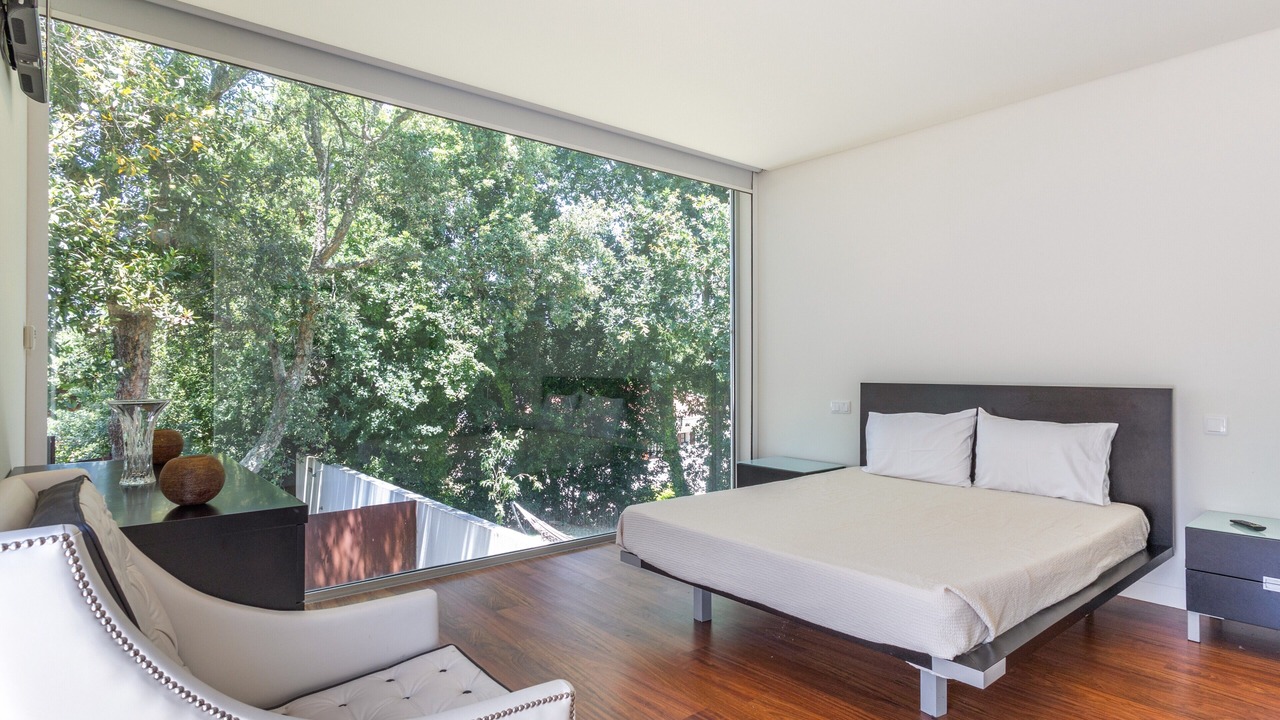 Photo of Bedroom in Lanhelas