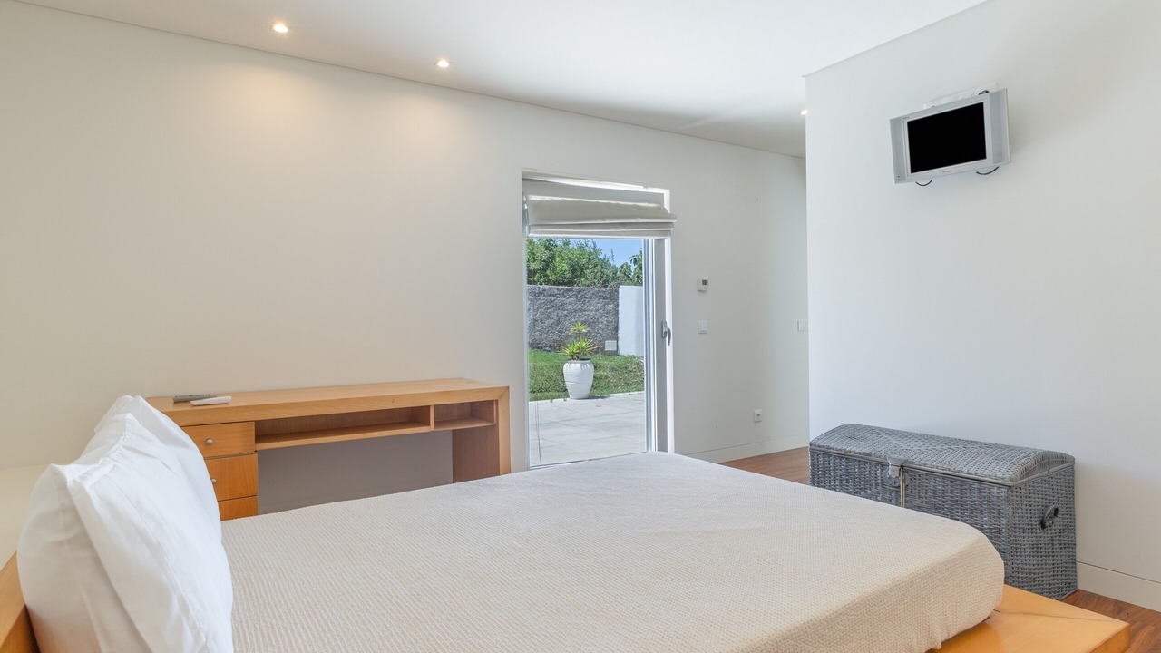 Photo of Bedroom in Lanhelas