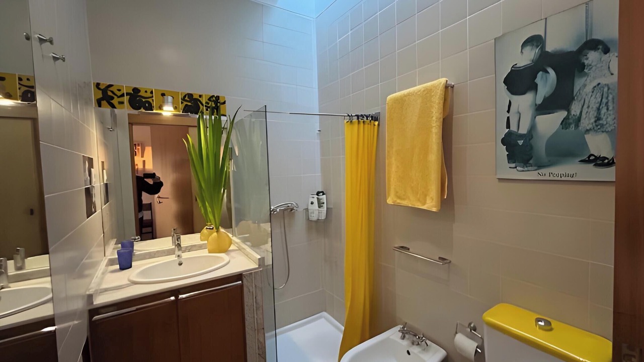 Photo of Bathroom in Lanhelas