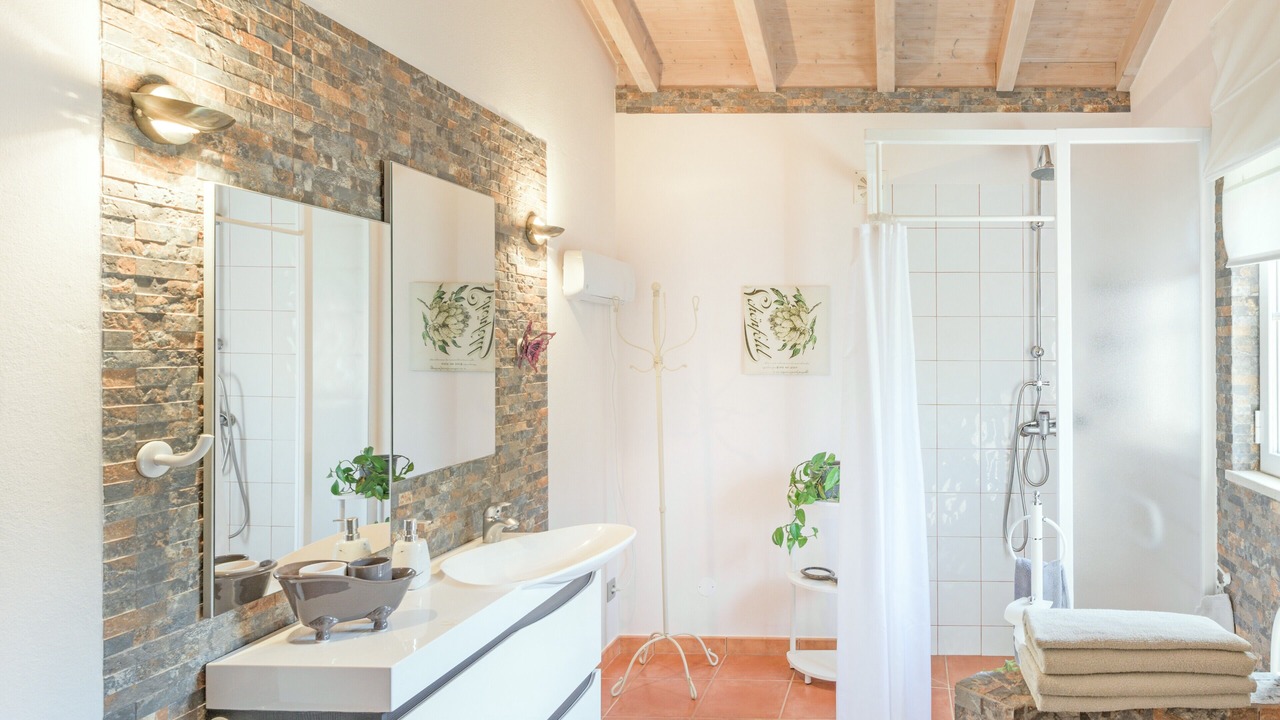 Photo of Bathroom in Baiona