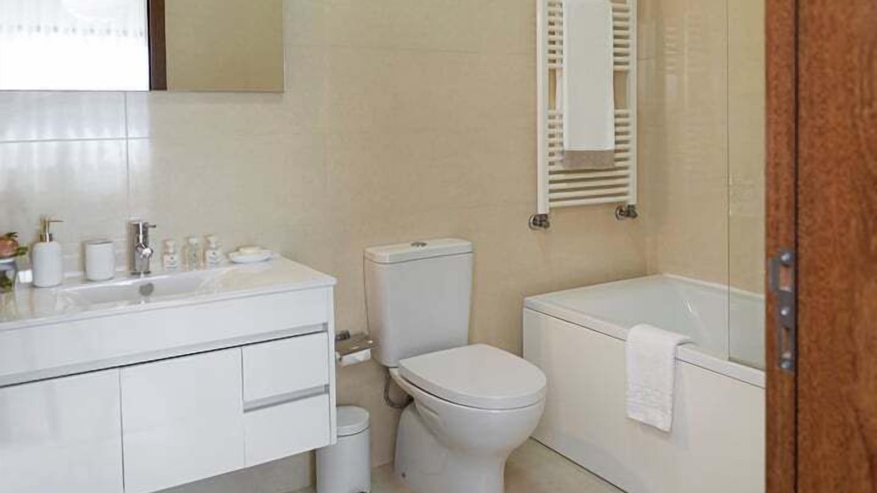Photo of Bathroom in Creixomil