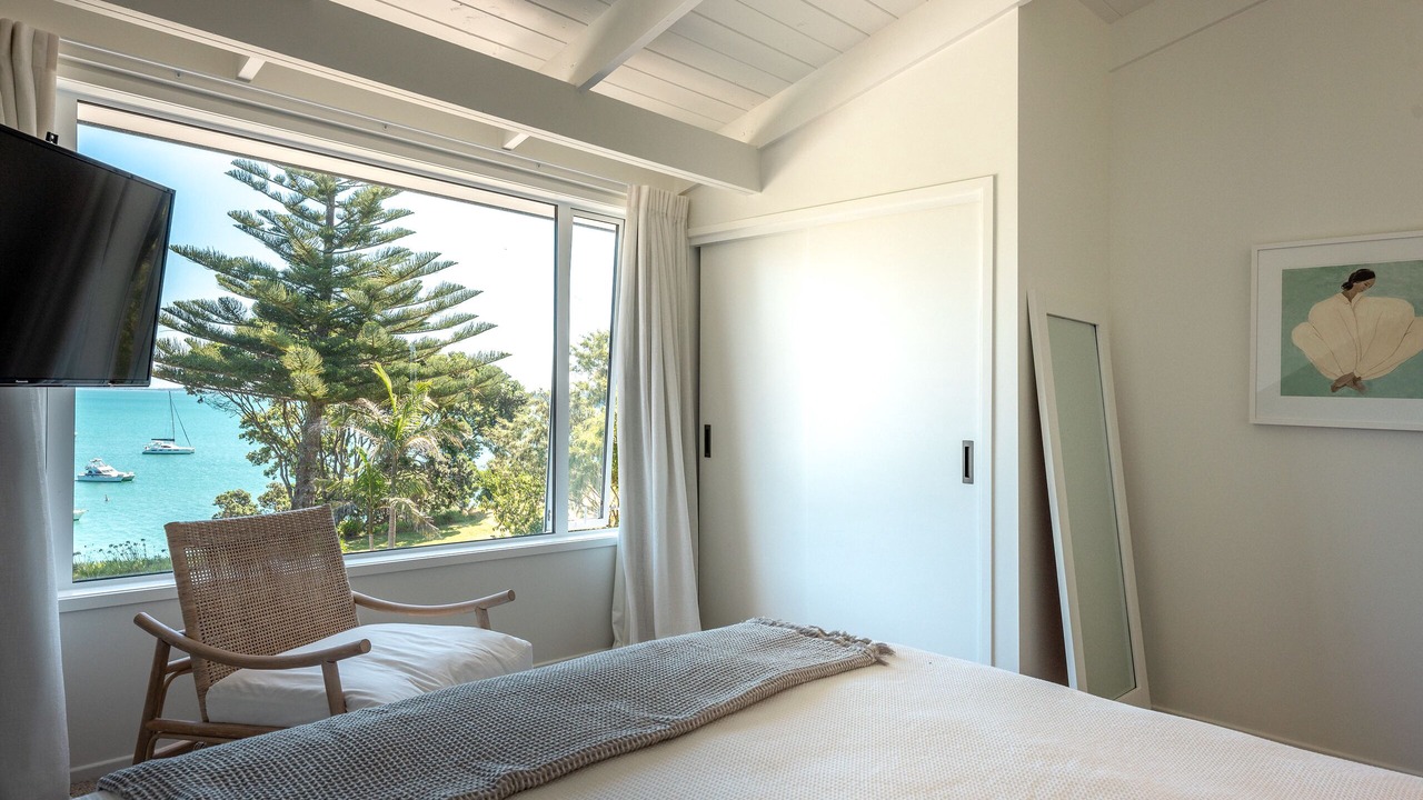 Photo of Bedroom in Surfdale