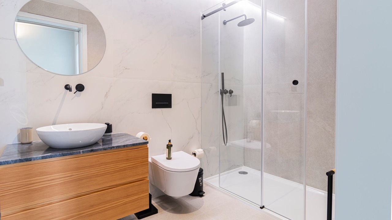 Photo of Bathroom in Mafamude
