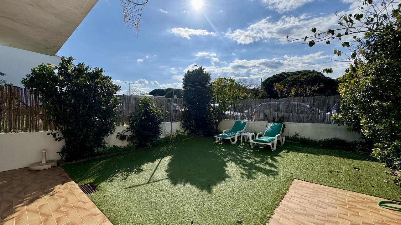 Photo of Outdoor in Gambelas