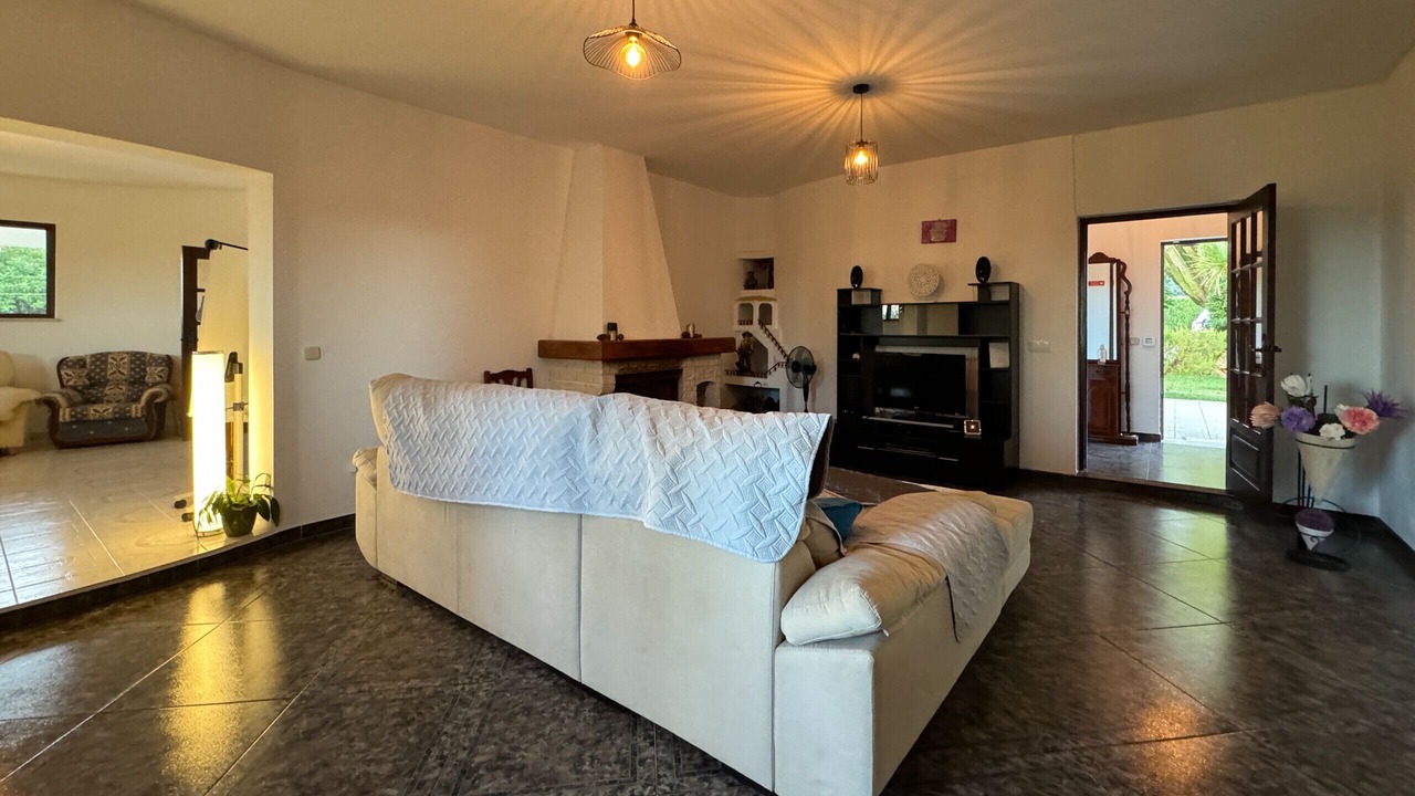 Photo of Livingroom in Monte Raposo