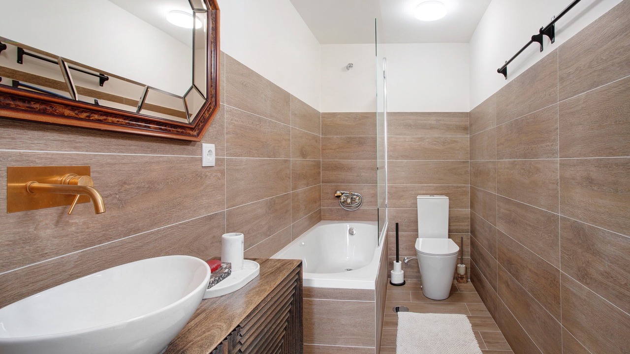 Photo of Bathroom in Canhas