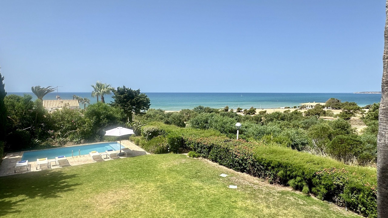 Photo of Outdoor in Gale