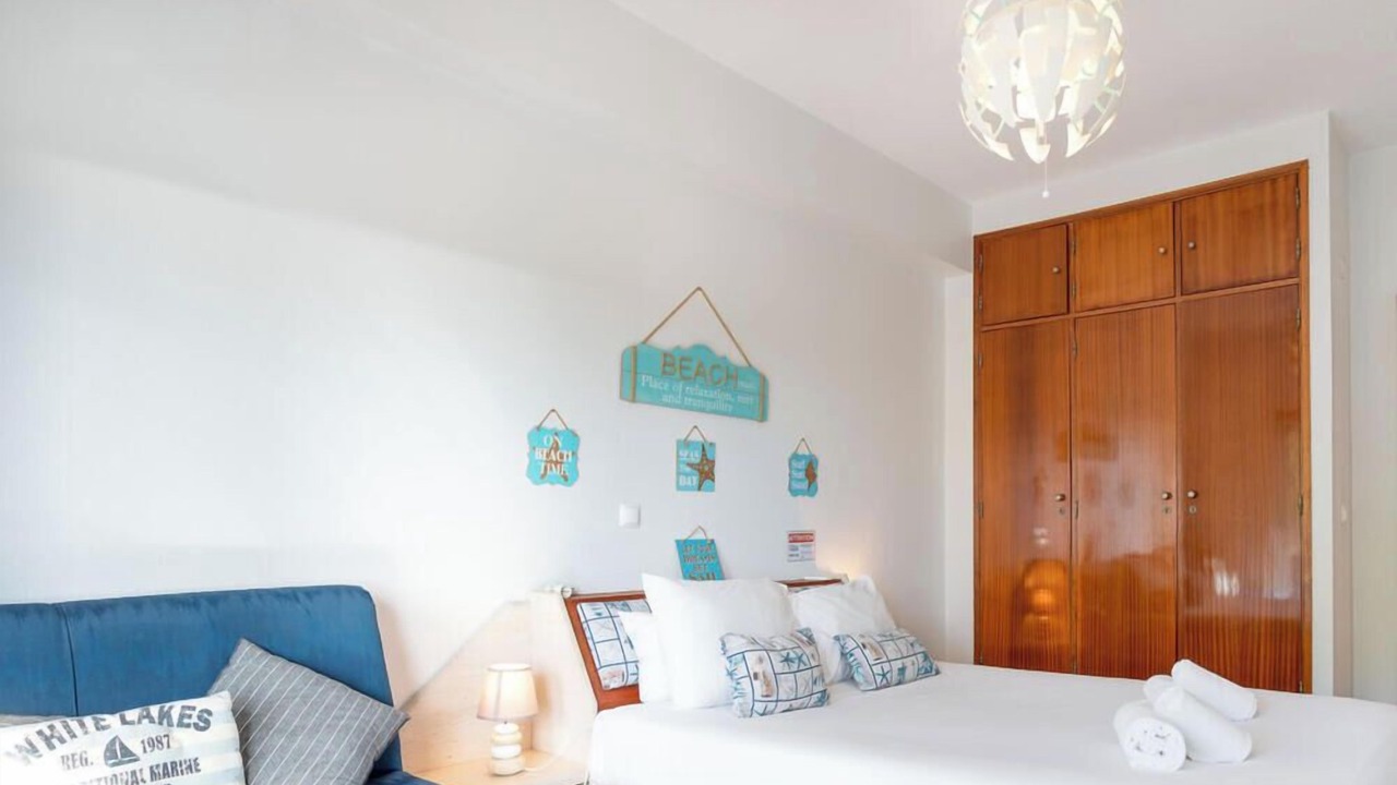 Photo of Bedroom in Alporchinhos