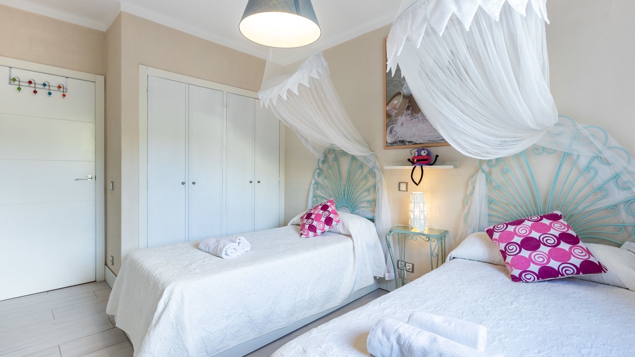 Photo of Bedroom in Vale de Centianes