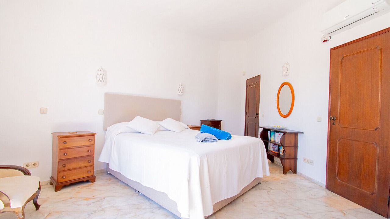 Photo of Bedroom in Caramujeira