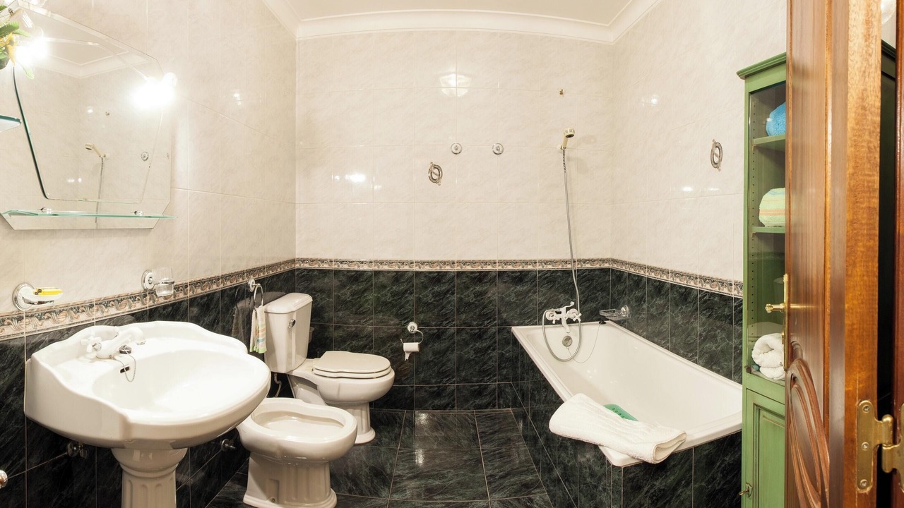 Photo of Bathroom in Valenca