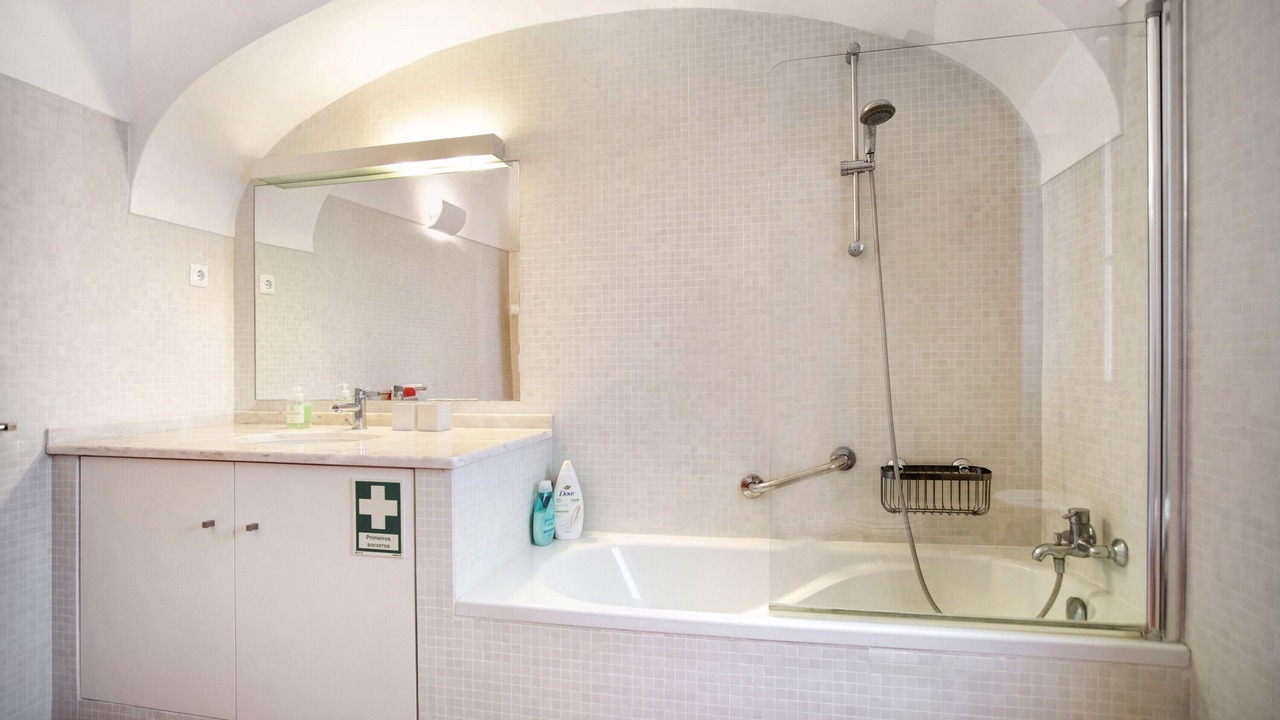 Photo of Bathroom in Sao Martinho do Porto