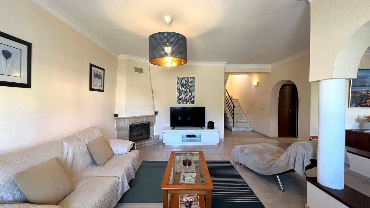 Photo of Livingroom in Vila Nogueira de Azeitao