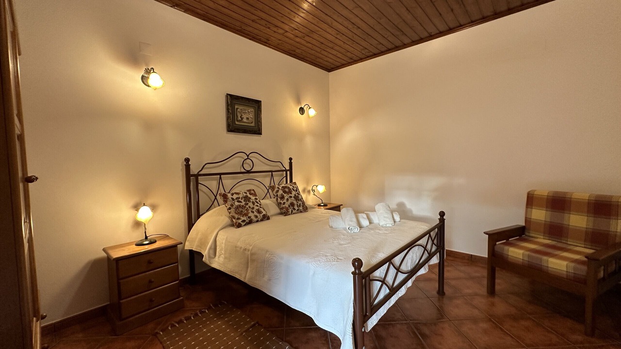 Photo of Bedroom in Monte Raposo