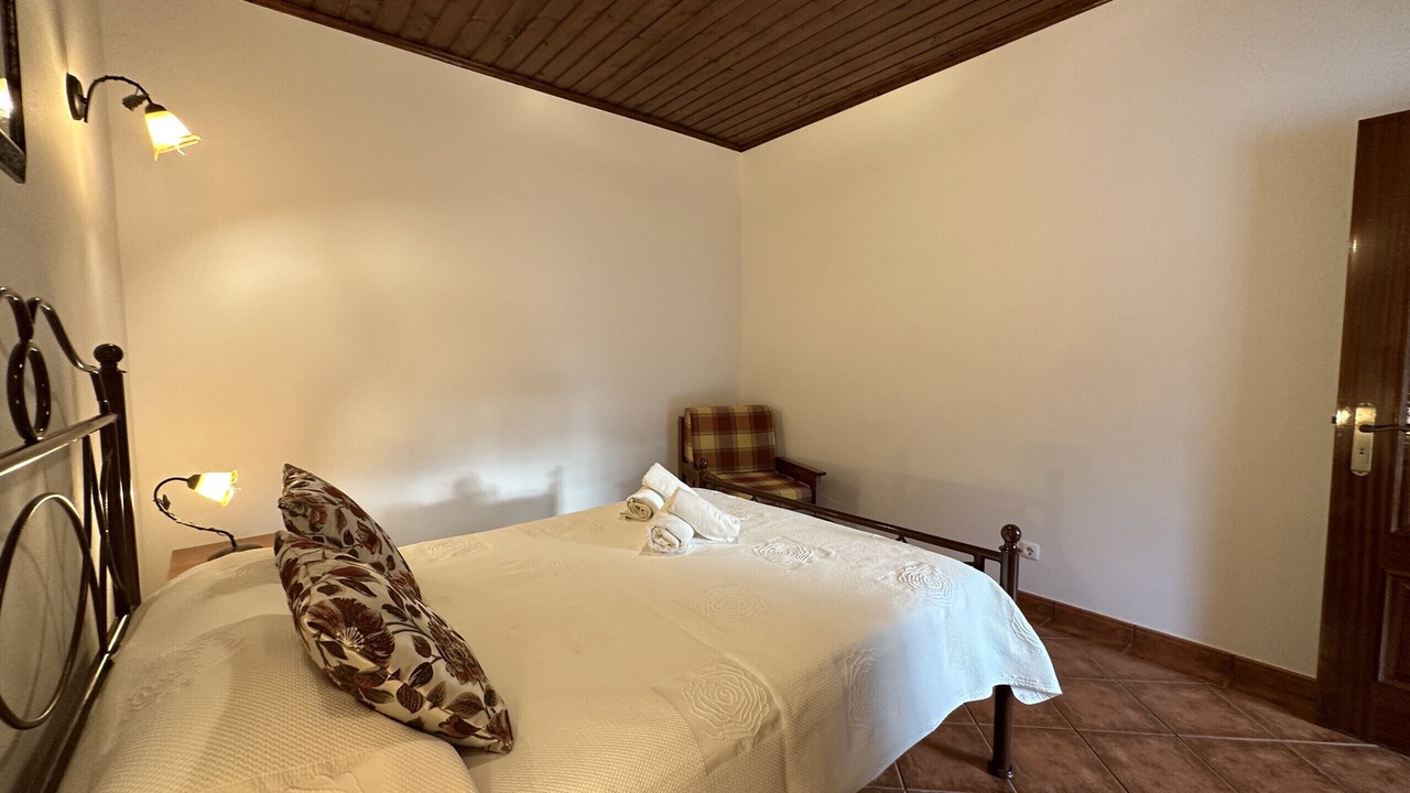 Photo of Bedroom in Monte Raposo