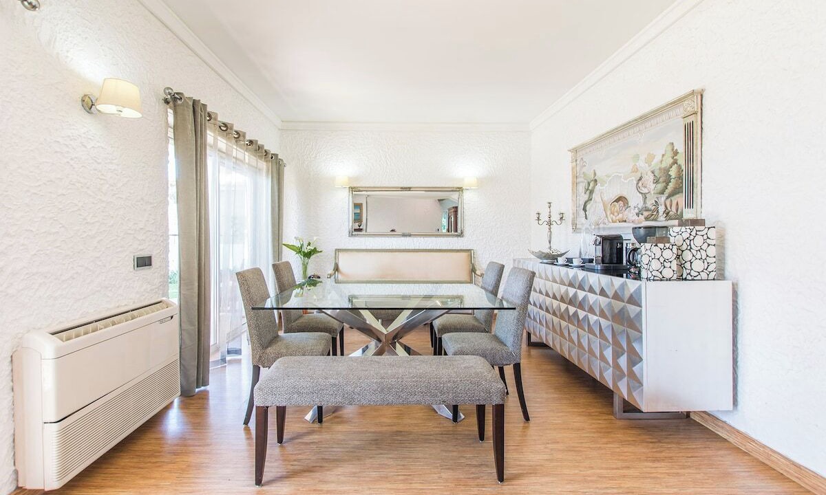 Photo of Bedroom in Cascais