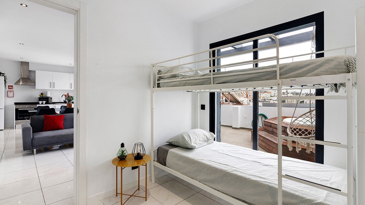 Photo of Bedroom in Peneco Beach
