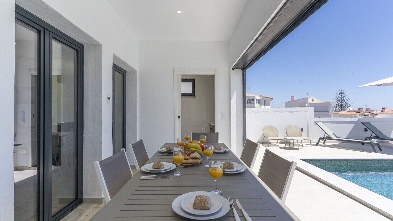 Photo of Outdoor in Calicos