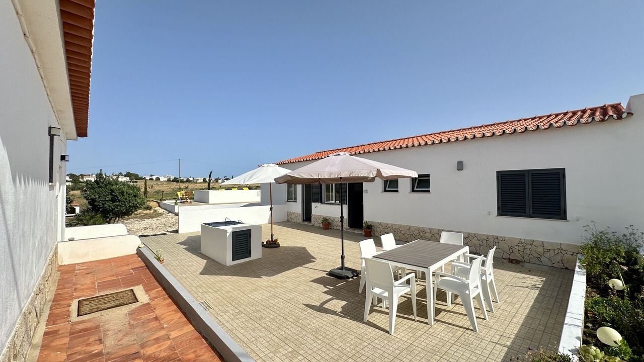 Photo of Outdoor in Gale