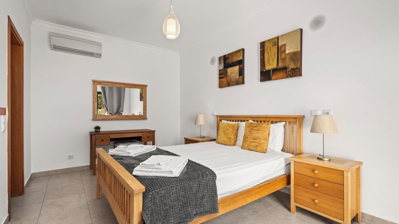 Photo of Bedroom in Porto de Mos