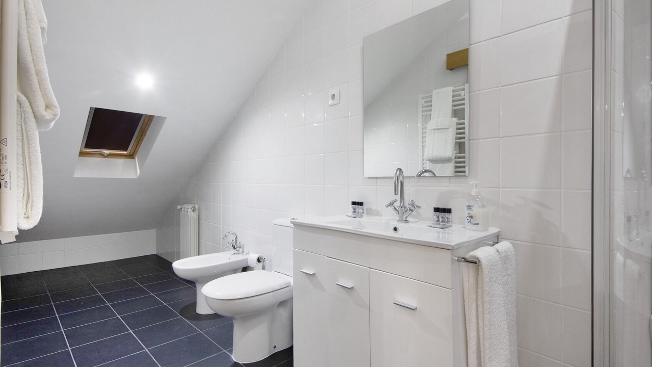 Photo of Bathroom in Armamar